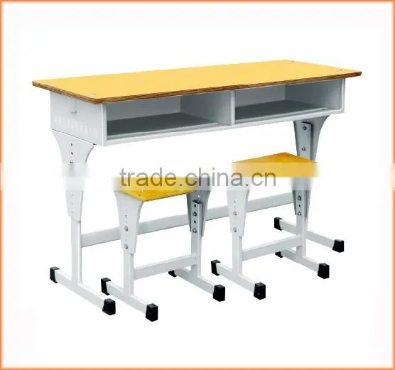 Classic Simple Style School Furniture Height Adjustable Metal Desk and Chair for Students