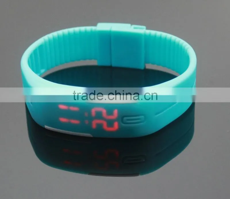 HOT Sports Bracelet LED Watch 2015 Sport Watch Fashion Digital Watch Date Time Men Wristwatch Waterproof Colorful Rubber Band