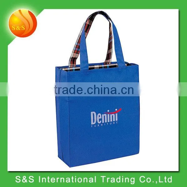 Easy access scotch plaid tote bag