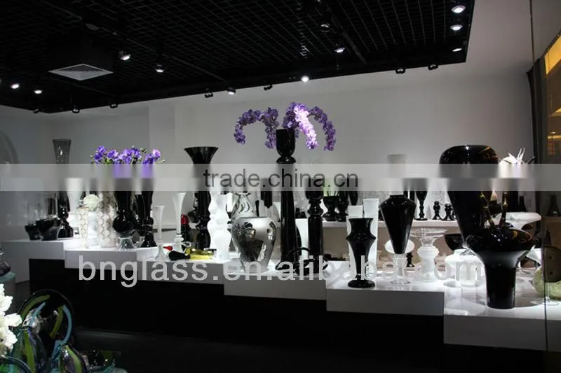 Unique engraved red glass vases for wedding decoration