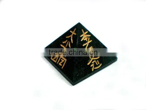 Crystal Quartz Narmada Lingam : Wholesaler Narmada Lingam