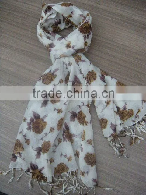 New Flower print wool Shawls & scarfs/ladies scarves