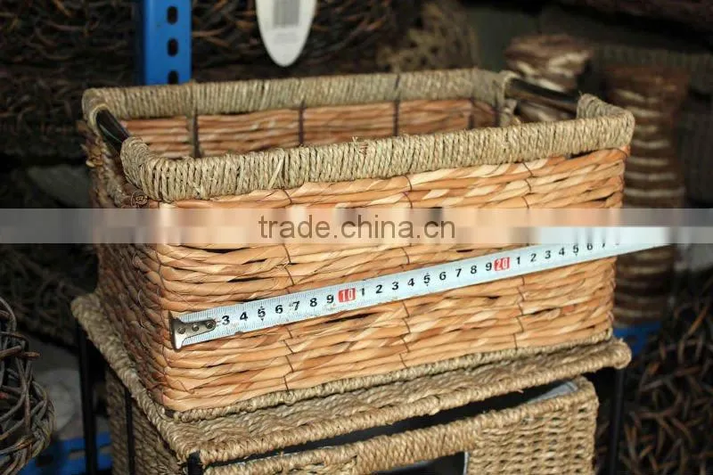 Plant Plaiting Garden Basket with handle