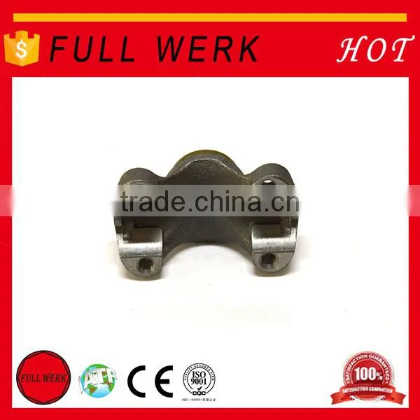 Hot sell CV Centre Yoke, universal joint coupling, drive shaft tractor 4wd for sale on F ord,R2-21-0841