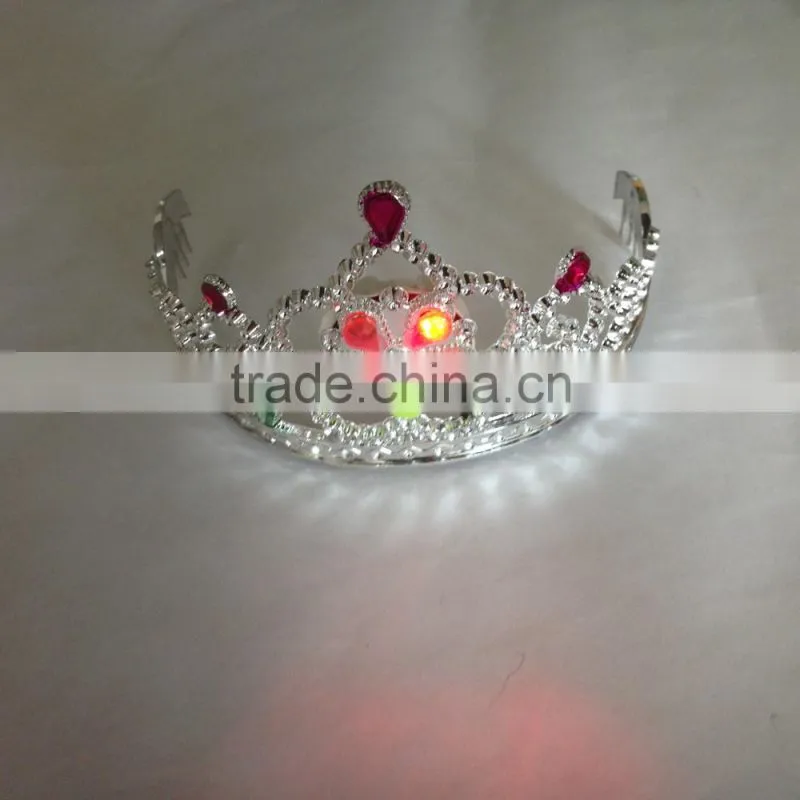 plastic crown with light