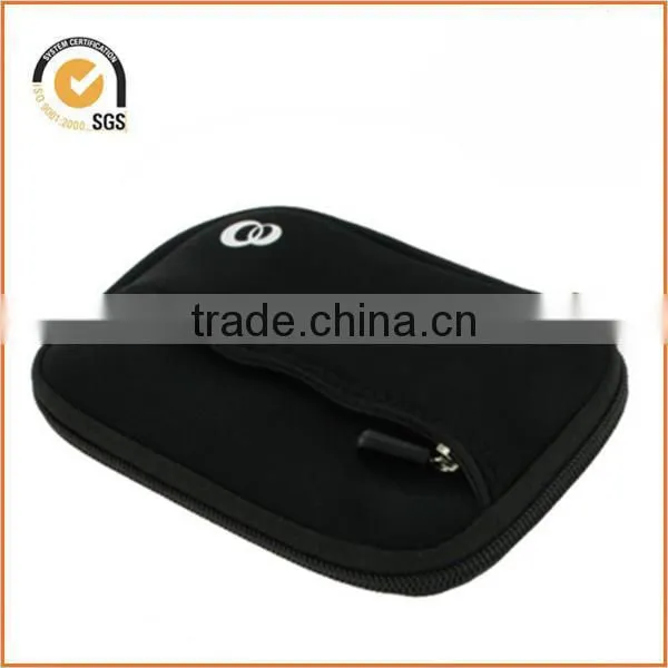 TomTom Leather Carry Case for 4.3- and 5-Inch GPS (Black)