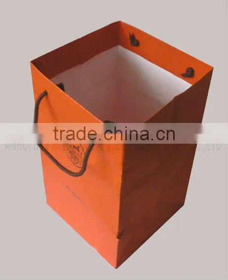 luxury paper shopping bag
