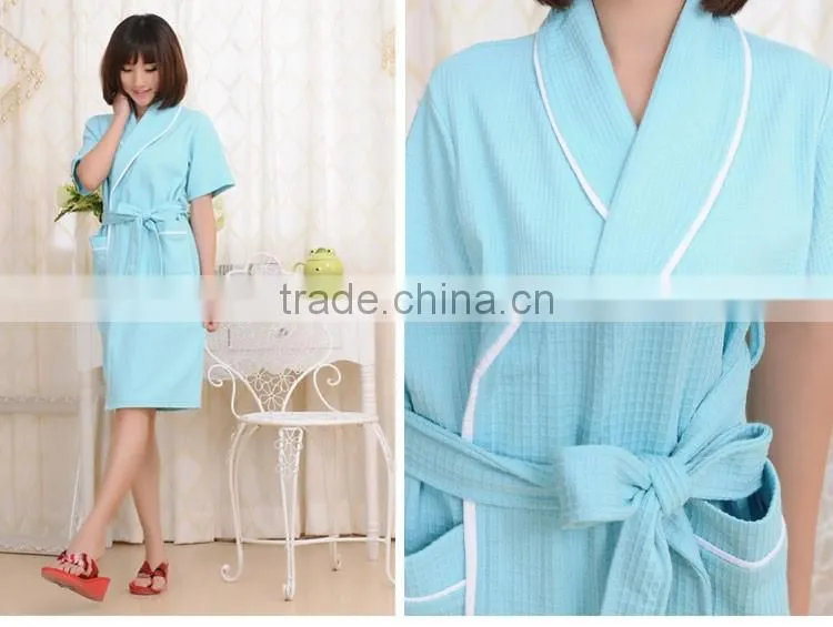 Hot Sale Multi Coloured Cozy Waffle Microfiber Bathrobe