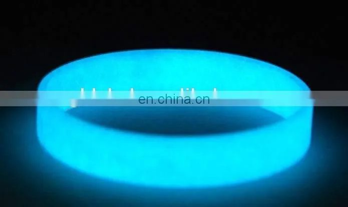 promotional cheap silicone embossed custom bracelet