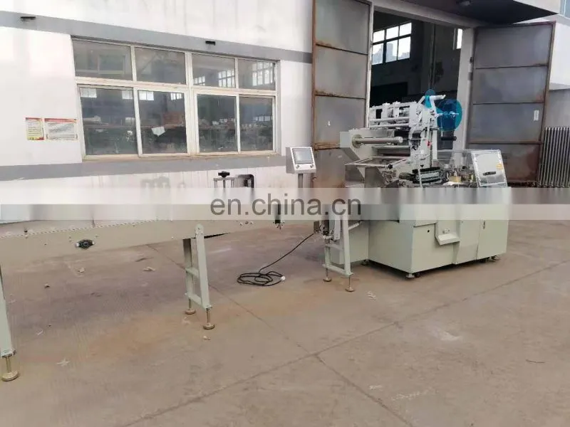High speed wet tissue production line cheap price baby wet wipes folding machine