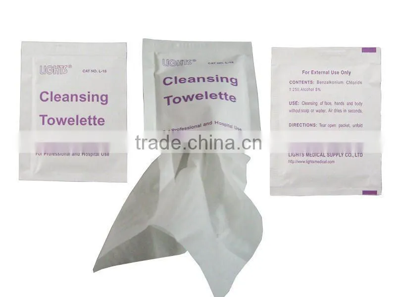 Cleansing towelette L 18
