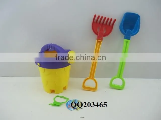 Plastic toy sand beach play set