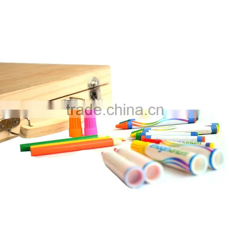 2015 New Product Hot Sales Beautiful 68pcs Drawing Art Set In Wooden Case For Kids Gift