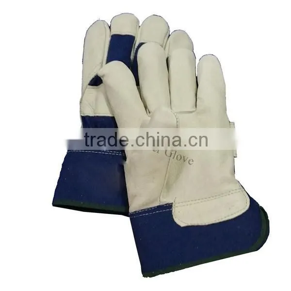 Withstands moisture without stiffening Premium Pigskin Gloves