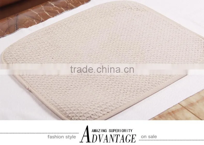 2016 new pattern Anti Slip with Washable Cover Beautiful Velvet Foot Mat