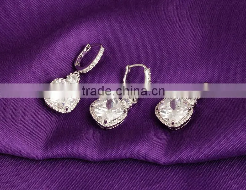 White Color Fashion Necklace With Earring Set For Wedding Zircon Jewelry Set