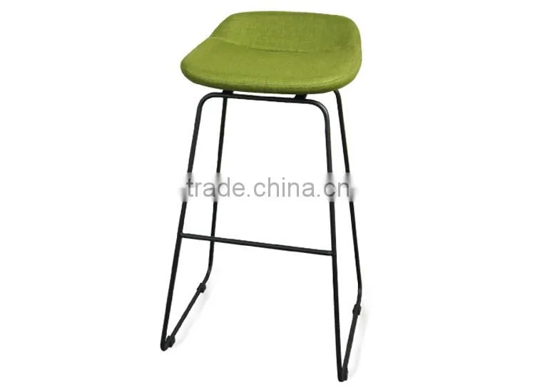 BS013 Swivel bar stool with backrest