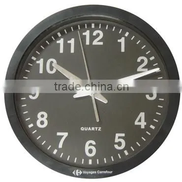 CLASSIC WALL CLOCK