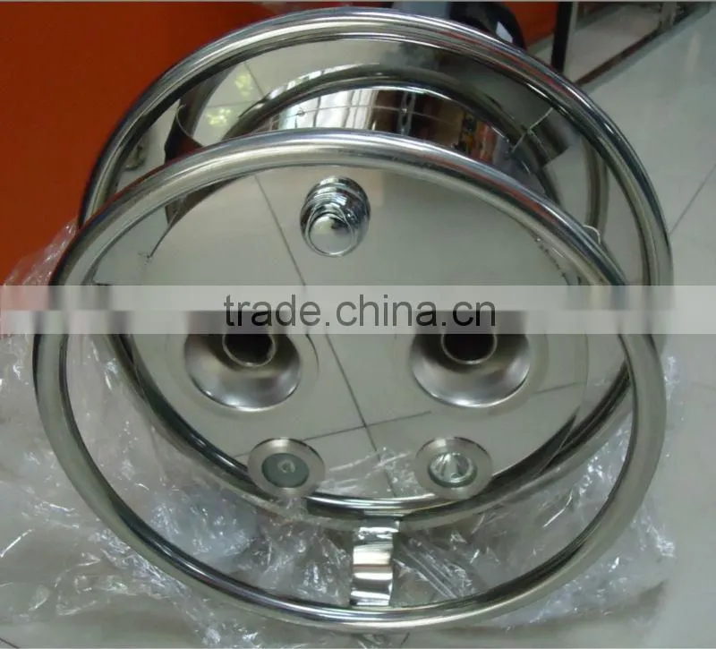 Fashionable outdoor portable water jet for bathtub