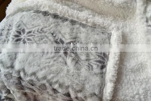 Adult size pv fabric sherpa fabric blanket with two layers Pakistan blanket