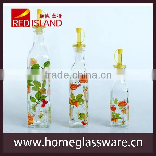 glass oil and vinegar bottle kitchenware with oil nozzle