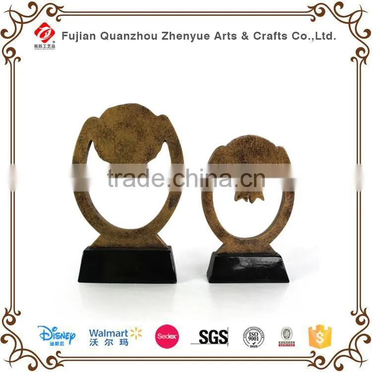2015 cheapest polyresin sports trophy cup