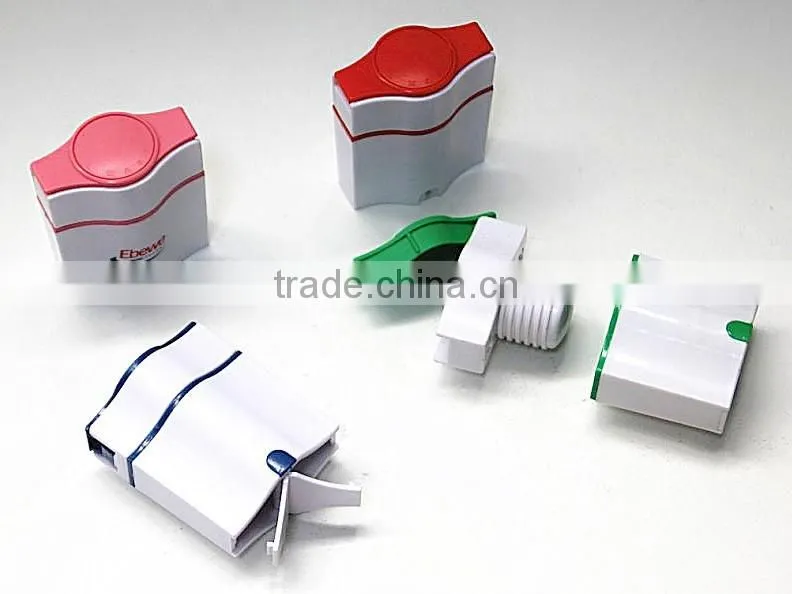 Multifuction 3 in 1 plastic pill storage box with pill cutter and pill crusher