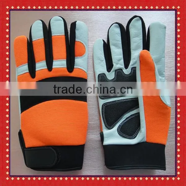coche de conduccion guantes