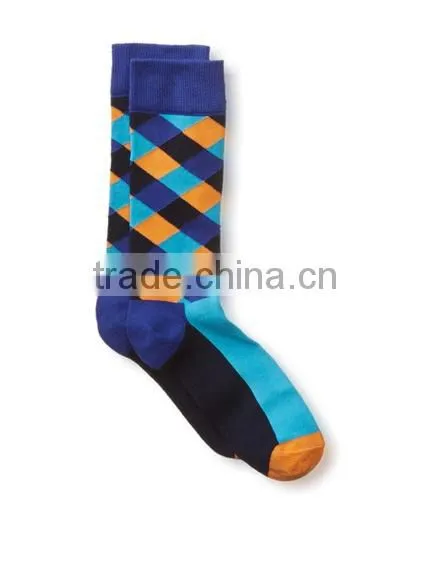 Custom made jacquard logo sports socks