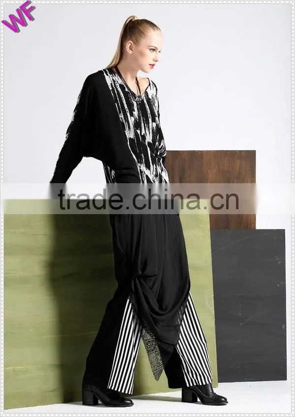 Top fashion Batwing sleeve Knitted woman model simple blouse
