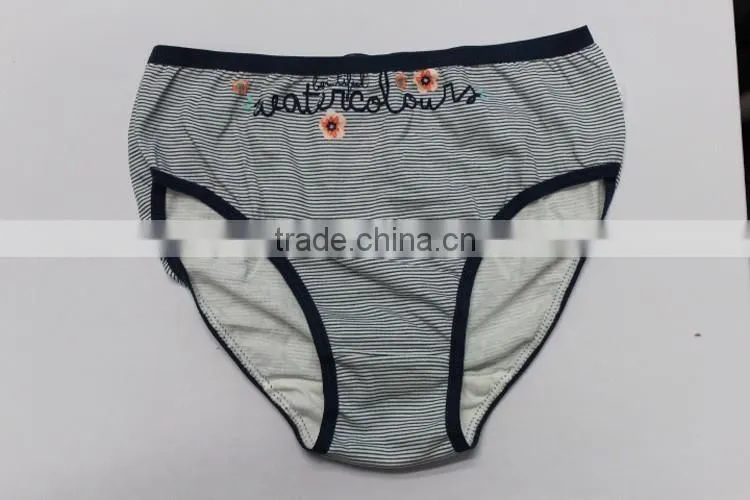 Factory Design Available 0-3 Year-old Softexible OEM Knitted Kids Underwear Wholesale