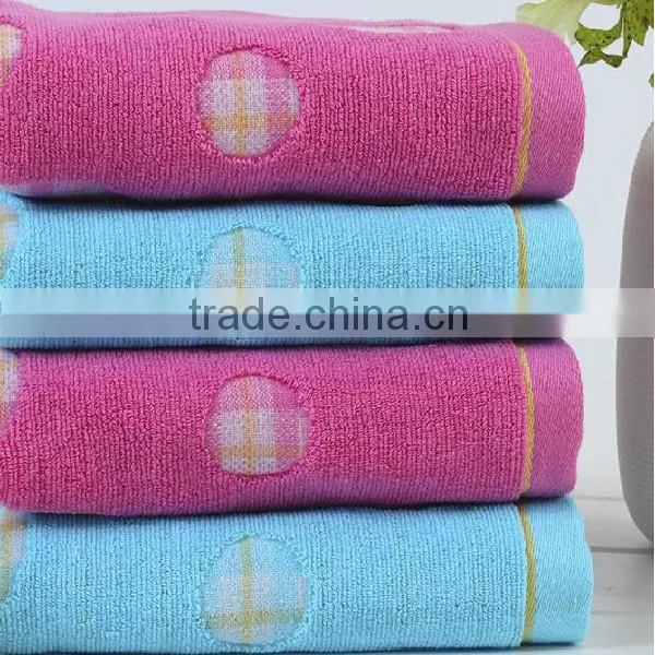 Pure cotton cut pile yarn-dyed jacquard bear soft face towel wholesales