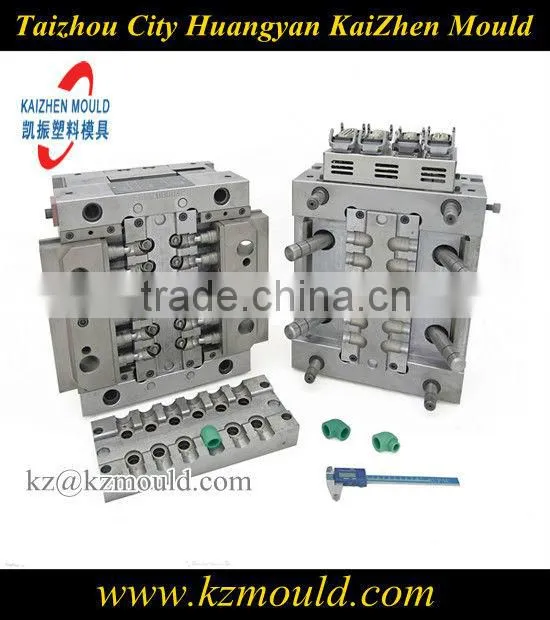 Plastic injection pipe fitting mold