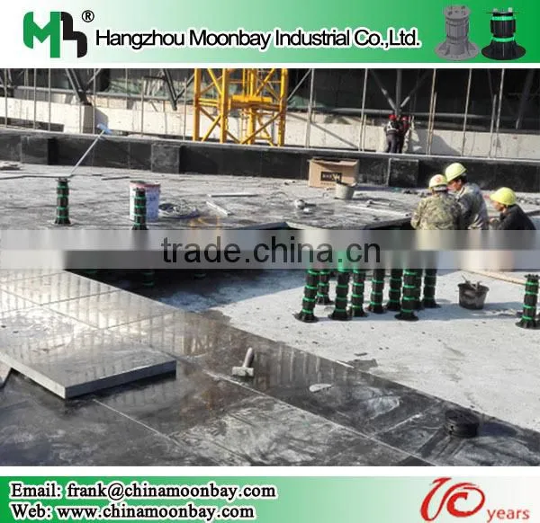 plastic pedestal from Moonbay