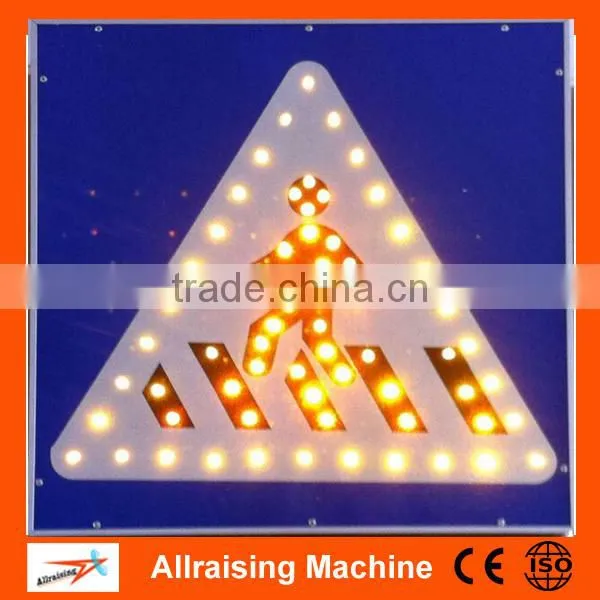 LED arrow board for construction