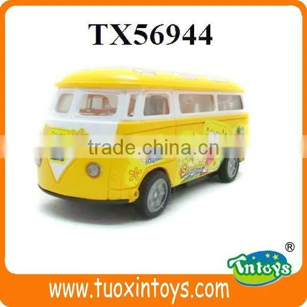Electric cartoon tourist bus with light