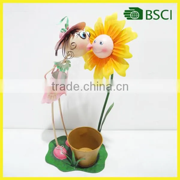 Hot selling frog with motor planter for outdoor decoration