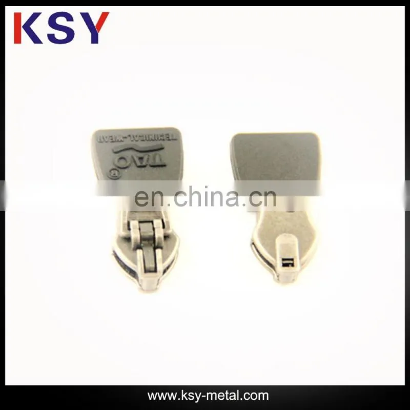 Cheap custom metal zipper puller for bag and garment