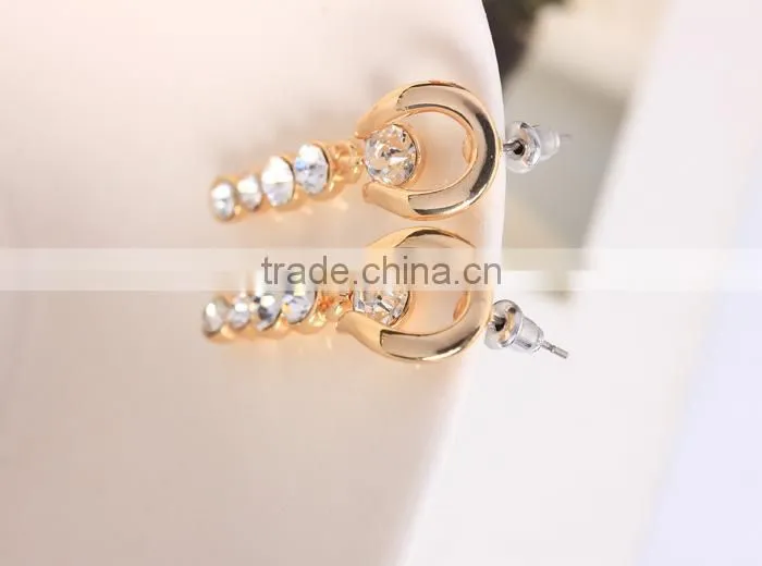 Fashionable design ear studs diamond stud earrings cheap wholesale stud earrings