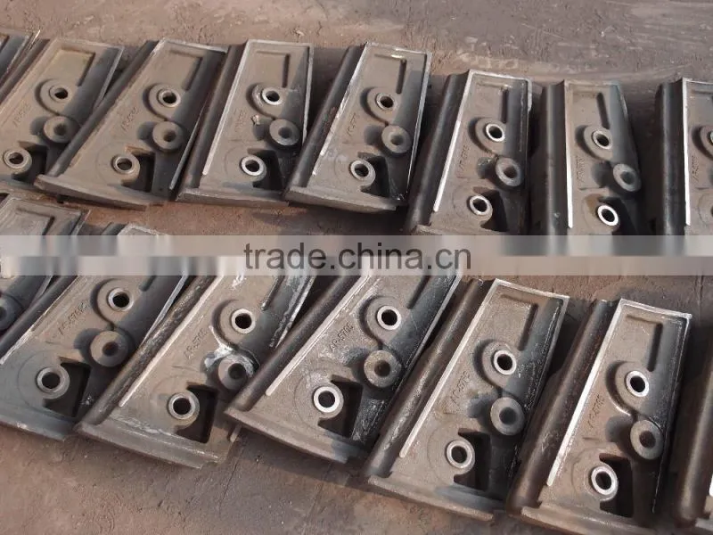 China supplies high manganese ball mill liner