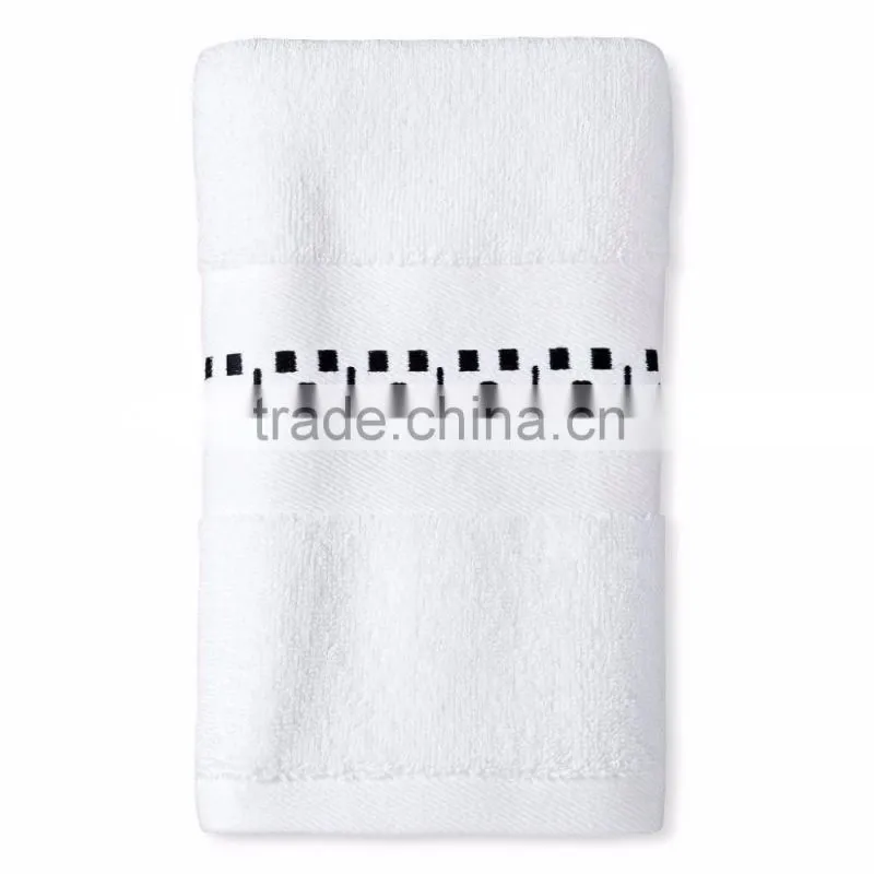 Affinity soft white jacquard bath towel stock