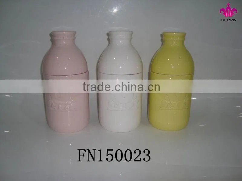 Ceramic seal canister with rooster design