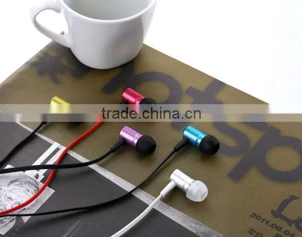 Wallytech High quality Metallic in-ear earphone For Samsung Galaxy S4 I9500 For iphone 5 With Mic