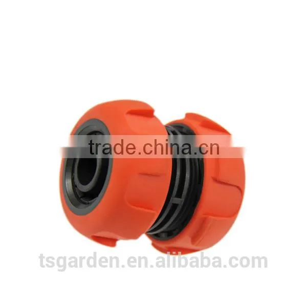 1/2" comfort hose connector with water stop