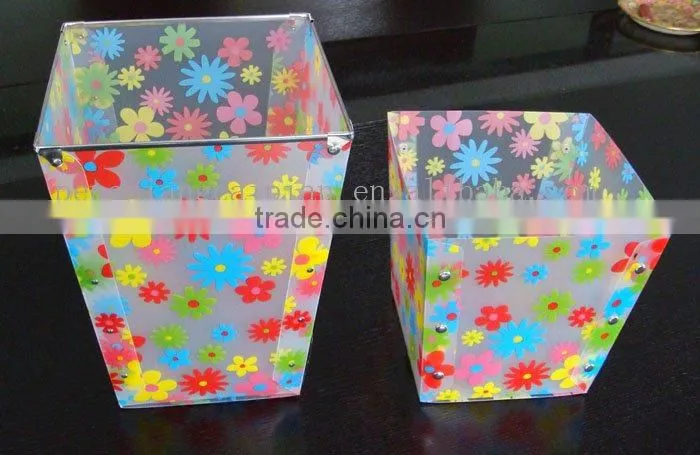 plastic dustbin