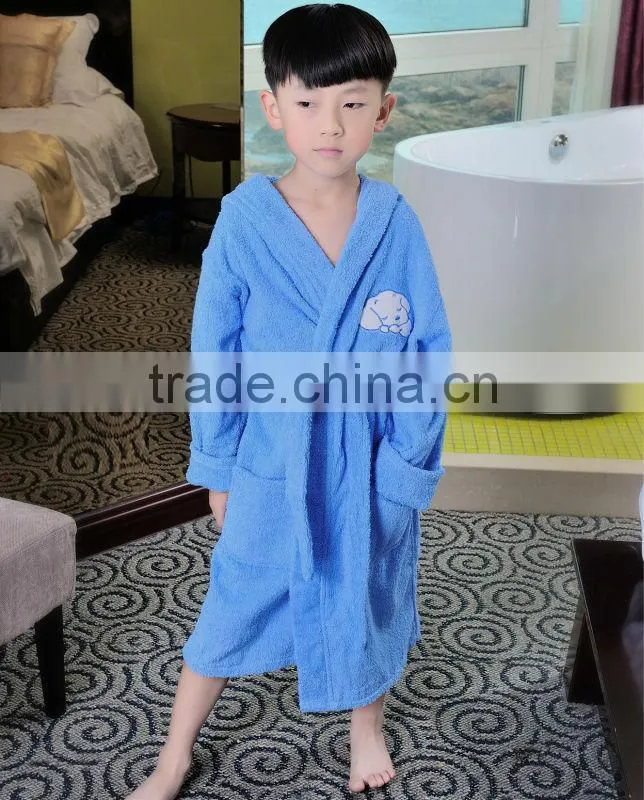 Fashion 100 cotton terry chenille boys bathrobes with applique