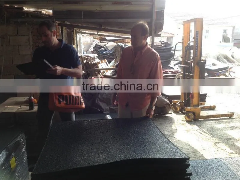paving machine for rubber surface and rubber tiles machine maker
