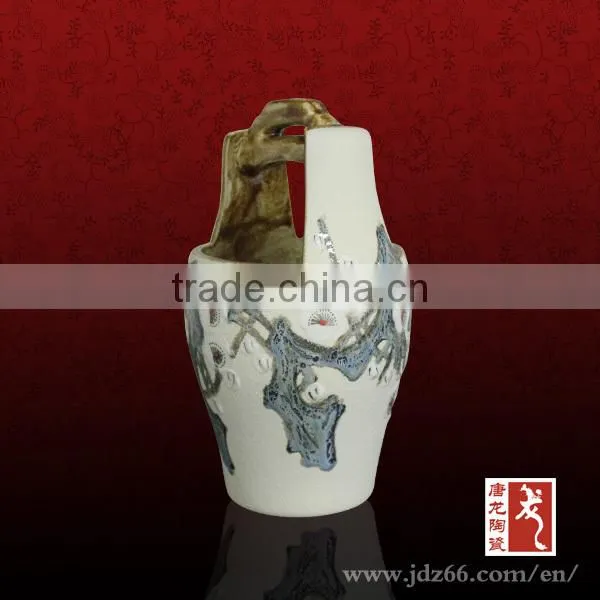 Special design excellent quality glaze ceramic basket for art collection
