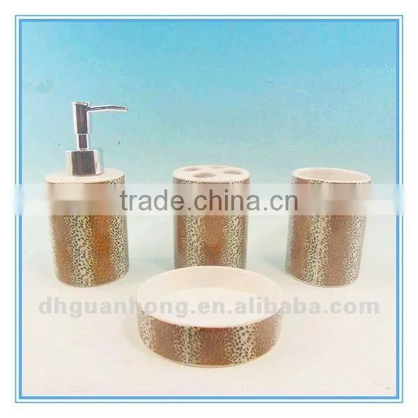 Hot sale full printing round white dehua 4pcs ceramic bathroom accessories