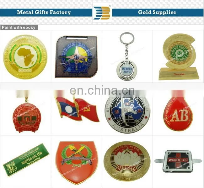 custom design zinc alloy 24k gold plating metal trophy with wooden base